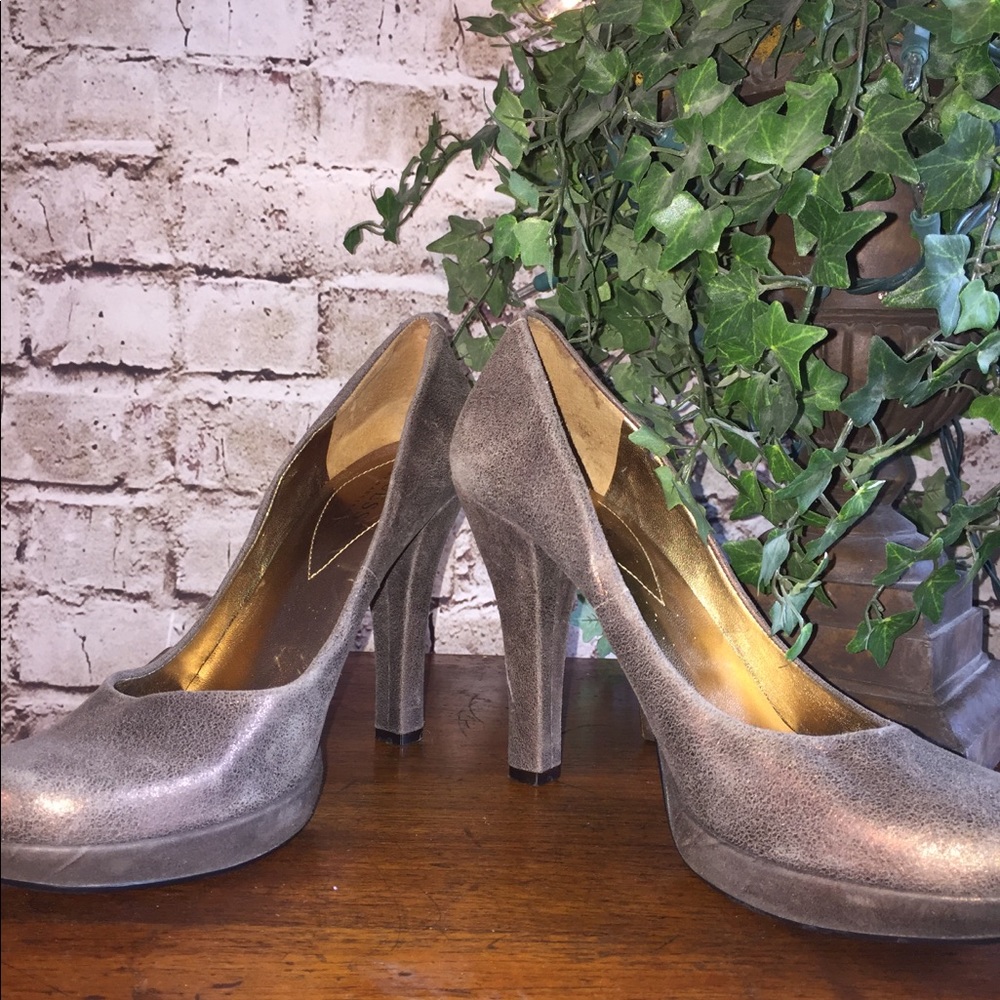 GUESS Platform Heels